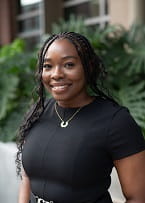 Busola Fowowe
